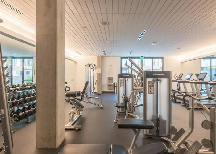 Apartment Dt 1bd With Pool Gym Parking Wd Tempe
