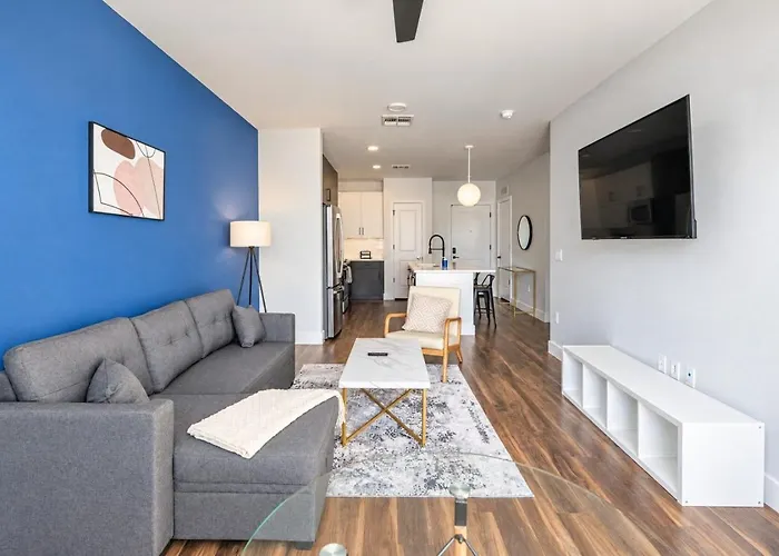 Dt 1bd With Pool Gym Parking Wd *