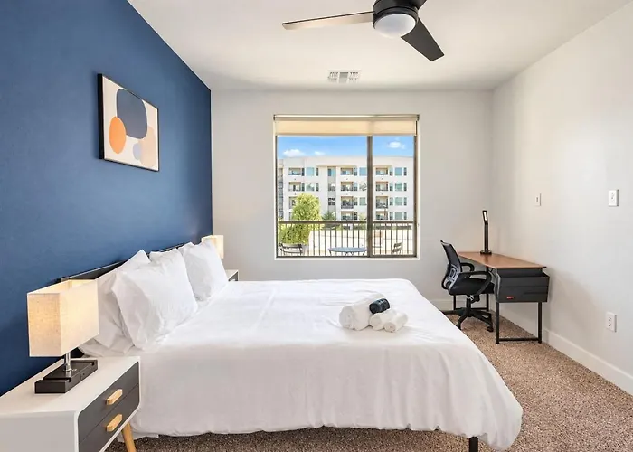 Dt 1bd With Pool Gym Parking Wd * Tempe